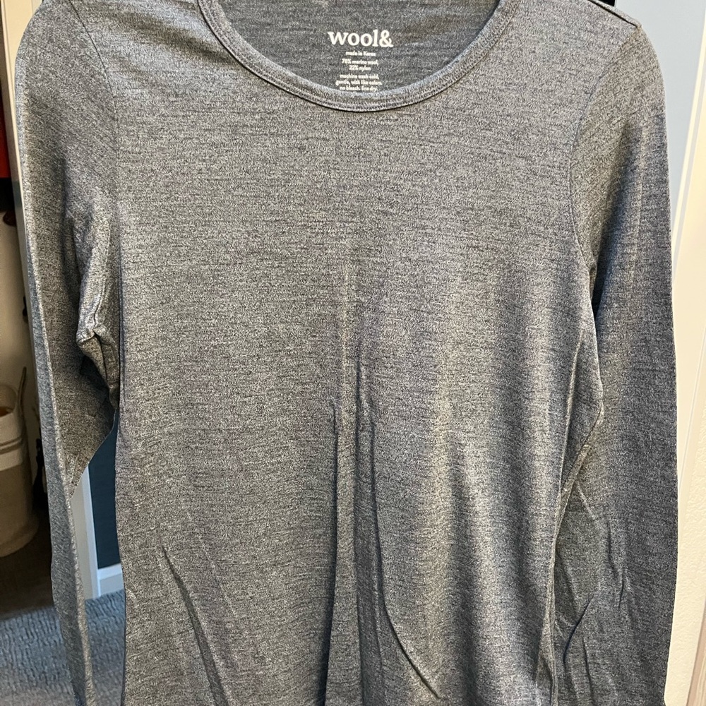 Wool& Gray Long Sleeve Merino Wool Top